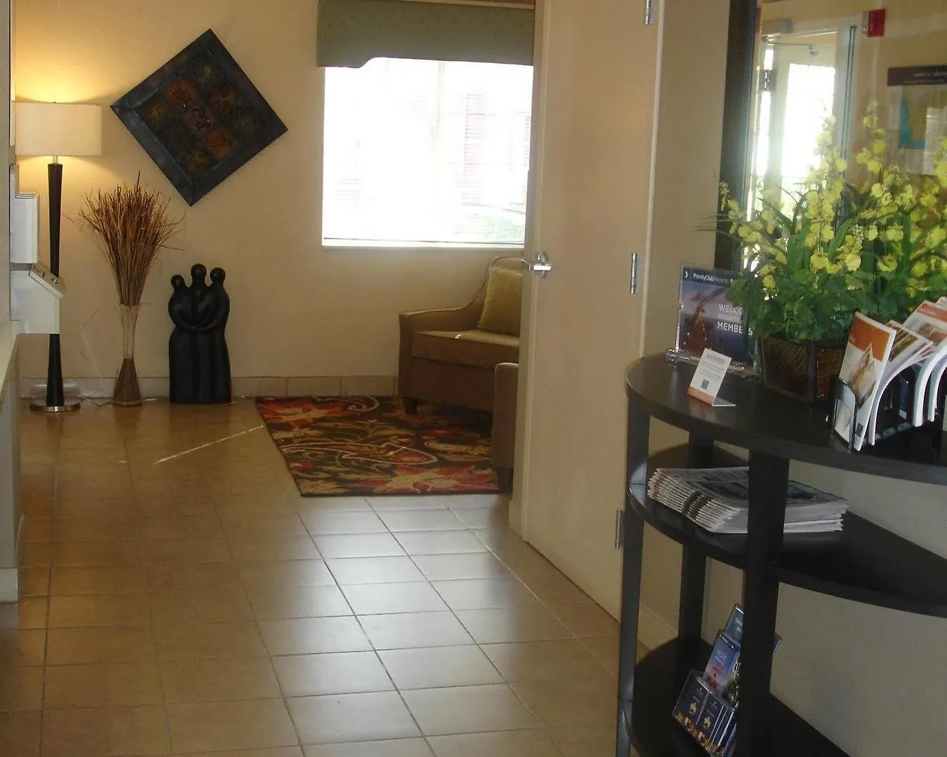 Sonesta Simply Suites Anaheim Garden Grove 2*,
